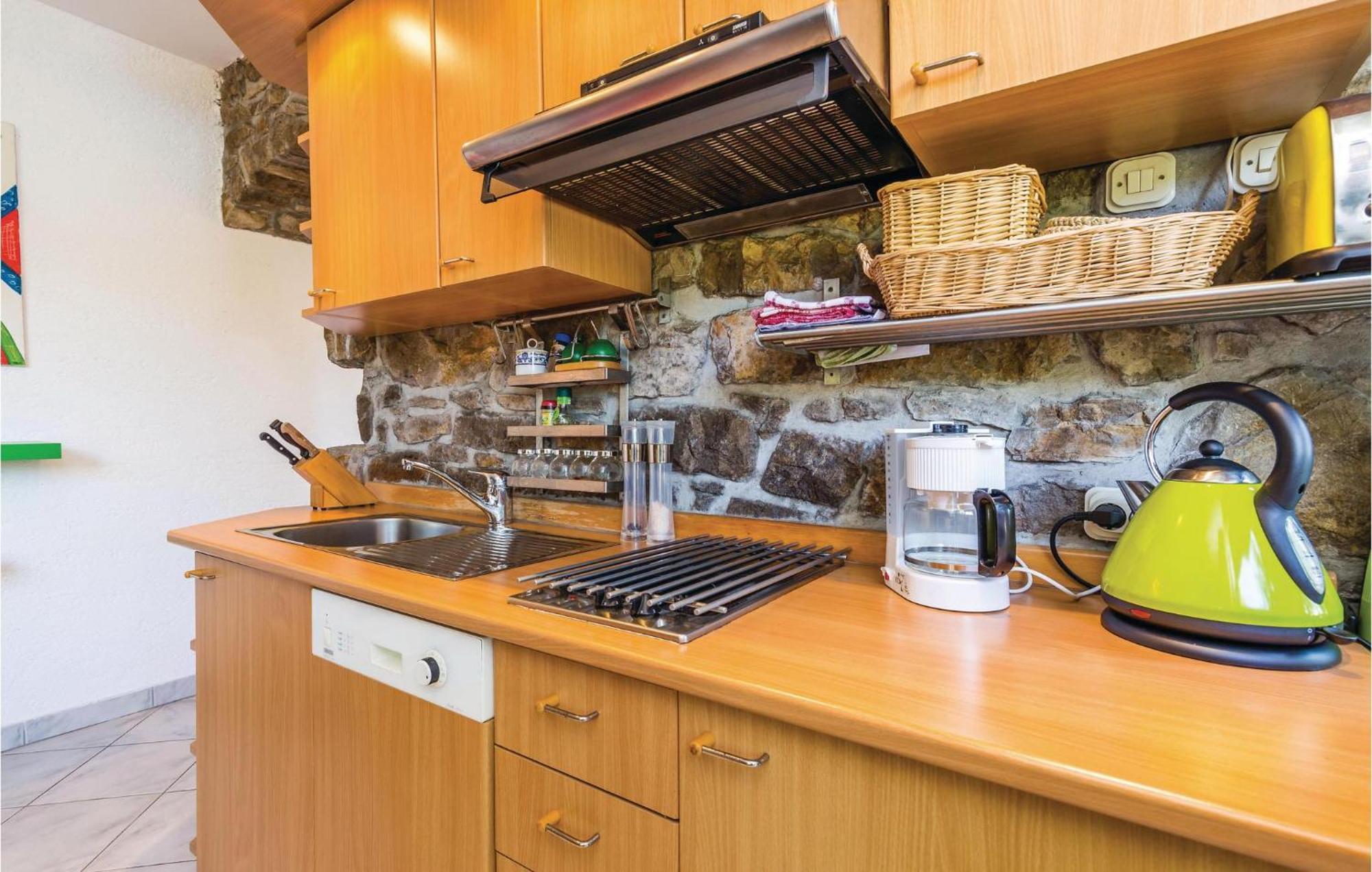 Gorgeous Apartment In Rijeka With House Sea View Esterno foto