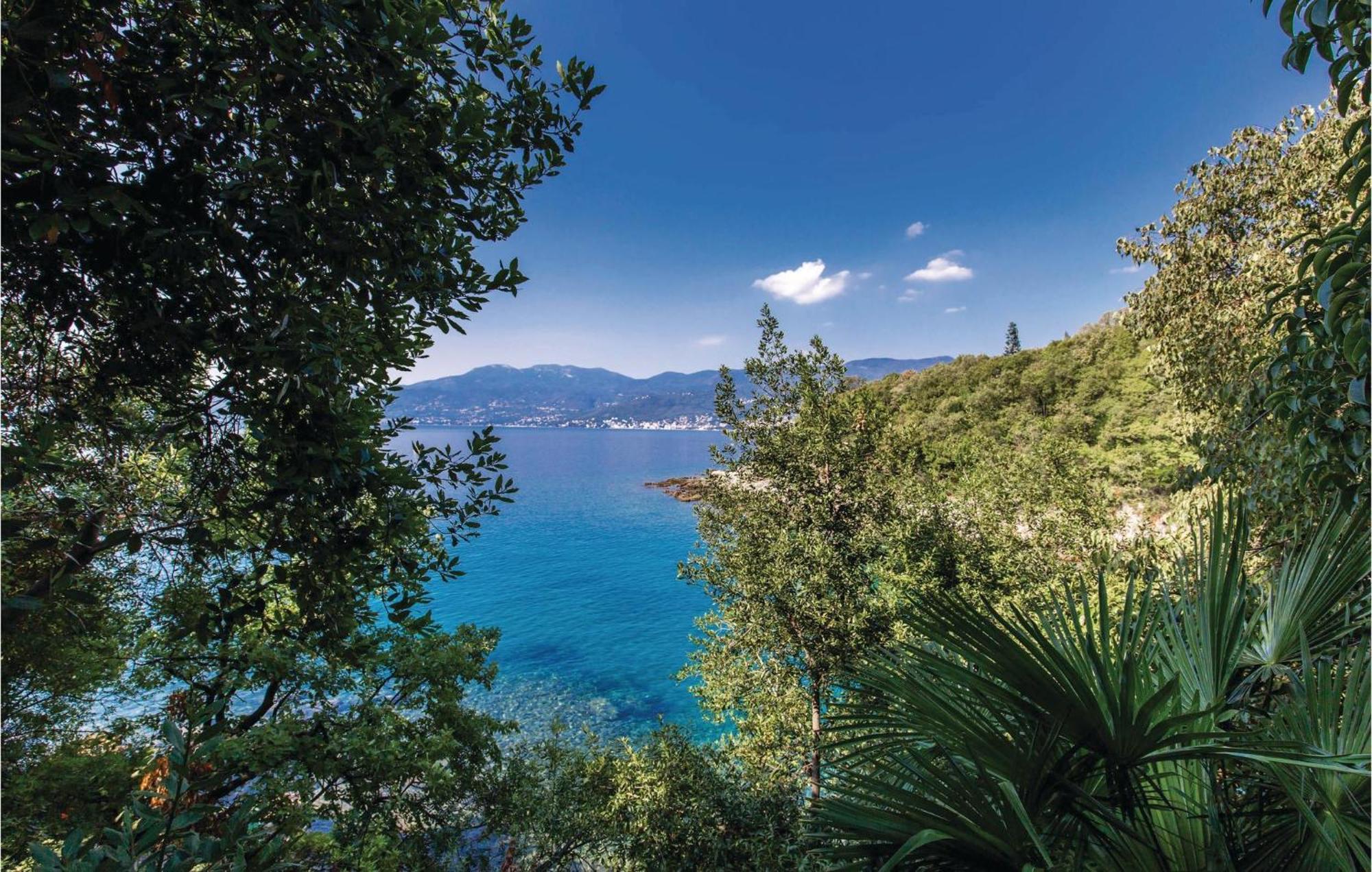 Gorgeous Apartment In Rijeka With House Sea View Esterno foto